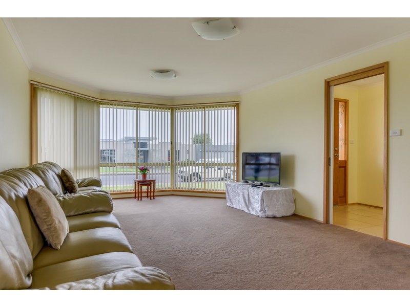 2 Lotus Court, Margate TAS 7054