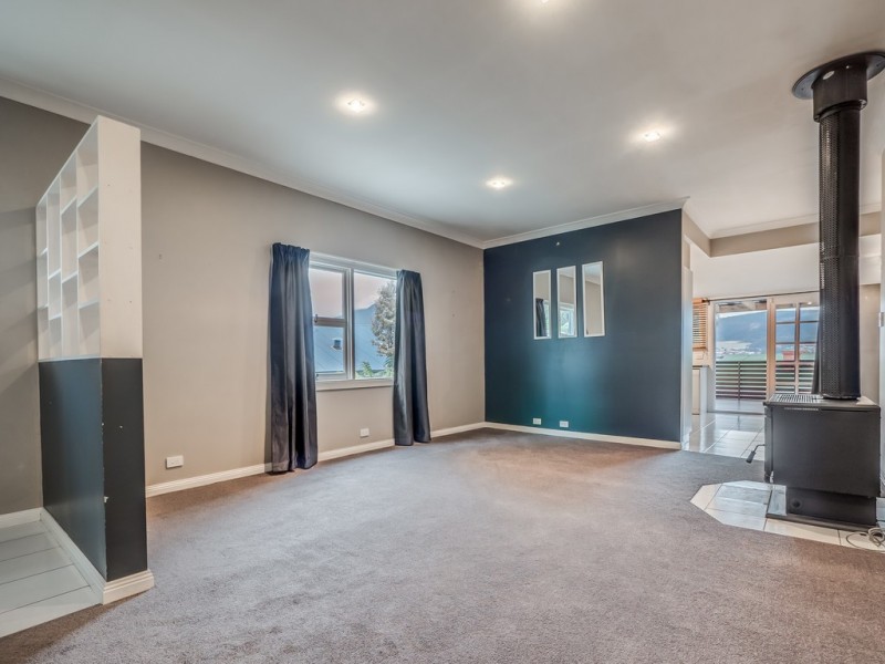 140 Bowen Road, Lutana TAS 7009