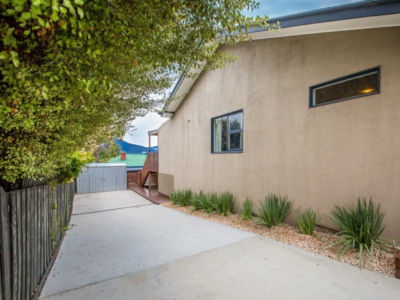 140 Bowen Road, Lutana TAS 7009