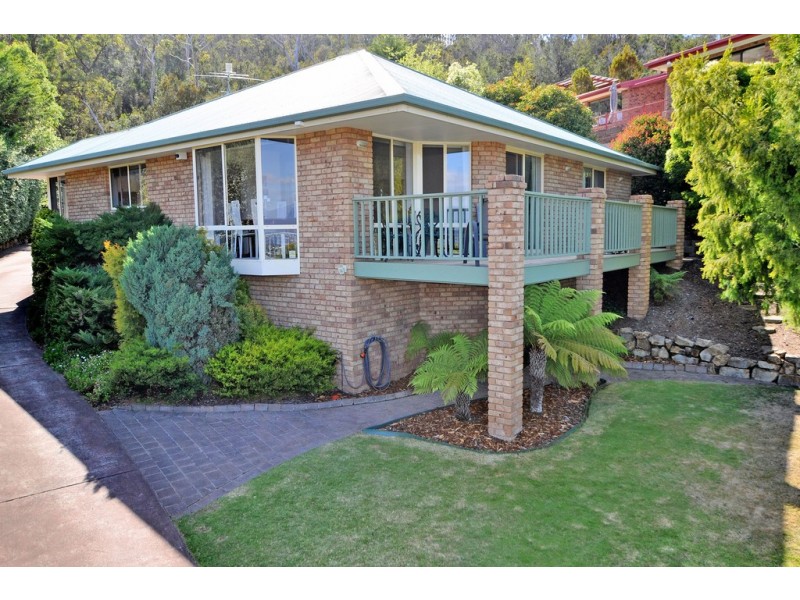 42 Skyline Drive, Howrah TAS 7018