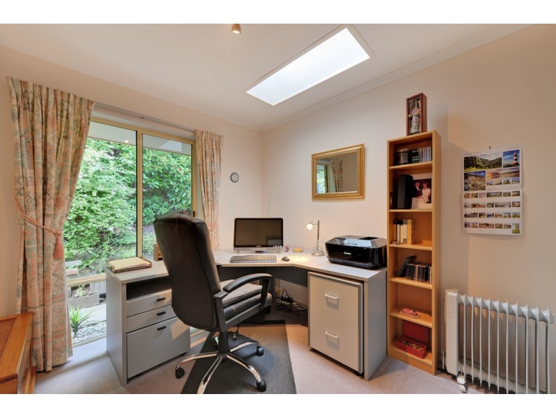 42 Skyline Drive, Howrah TAS 7018