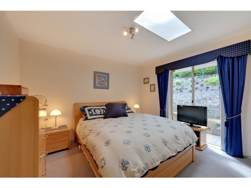42 Skyline Drive, Howrah TAS 7018