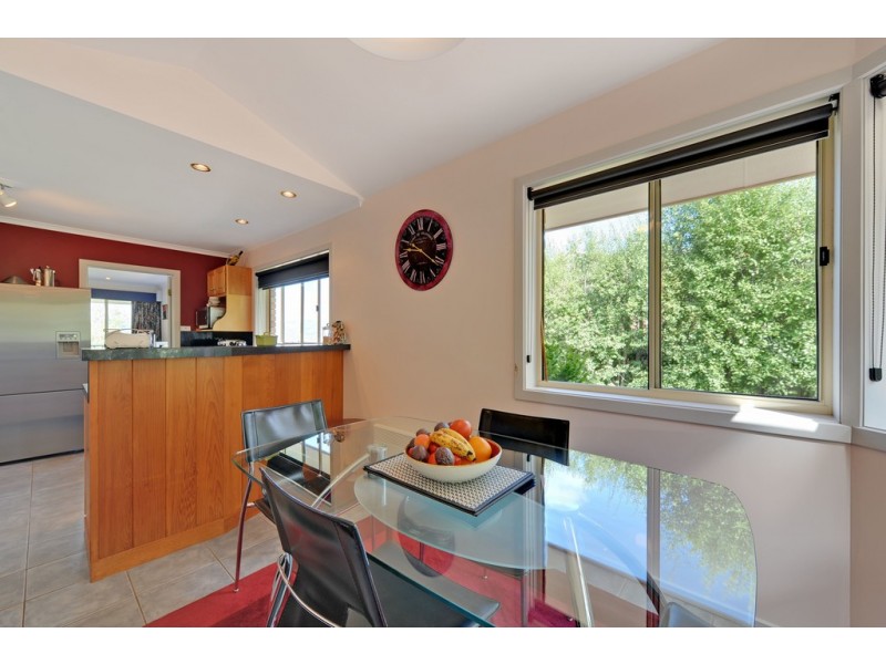 42 Skyline Drive, Howrah TAS 7018
