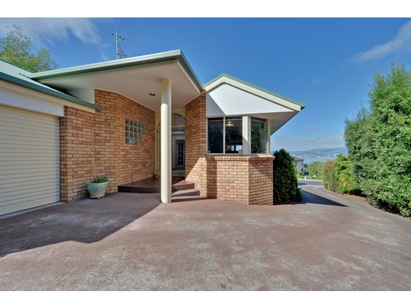 42 Skyline Drive, Howrah TAS 7018