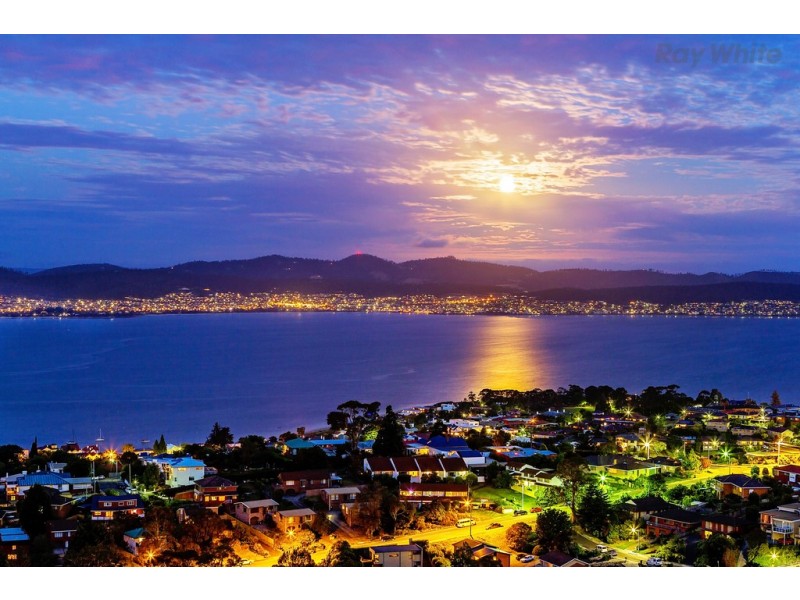 4 Glover Drive, Sandy Bay TAS 7005