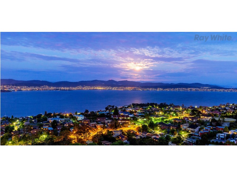 4 Glover Drive, Sandy Bay TAS 7005