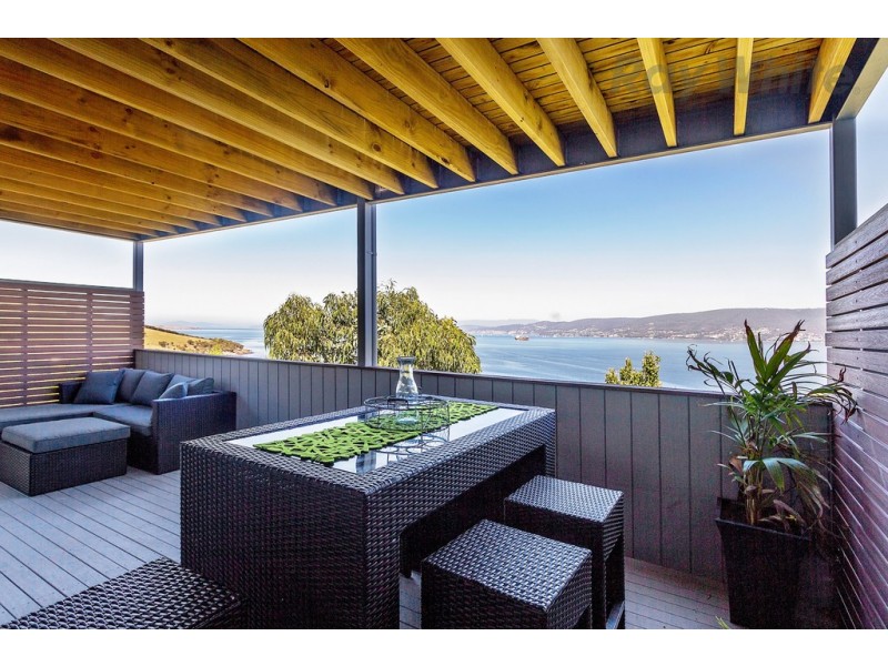 959 Oceana Drive, Tranmere TAS 7018