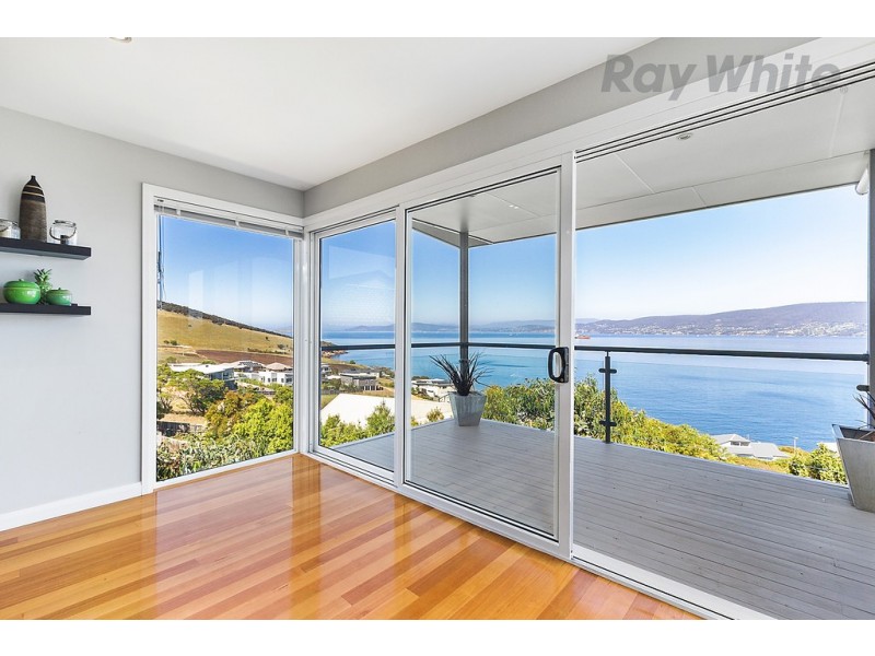 959 Oceana Drive, Tranmere TAS 7018