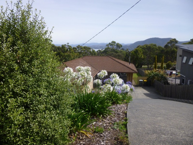 73 Devines Road, West Moonah TAS 7009