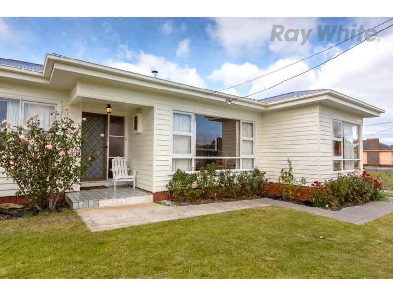 9 Correa Street, Howrah TAS 7018