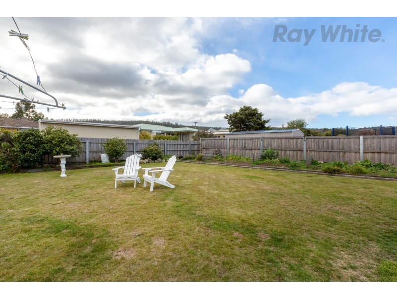 9 Correa Street, Howrah TAS 7018