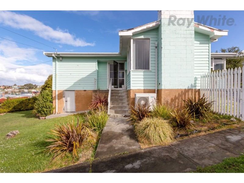 42 Adelphi Road, Claremont TAS 7011