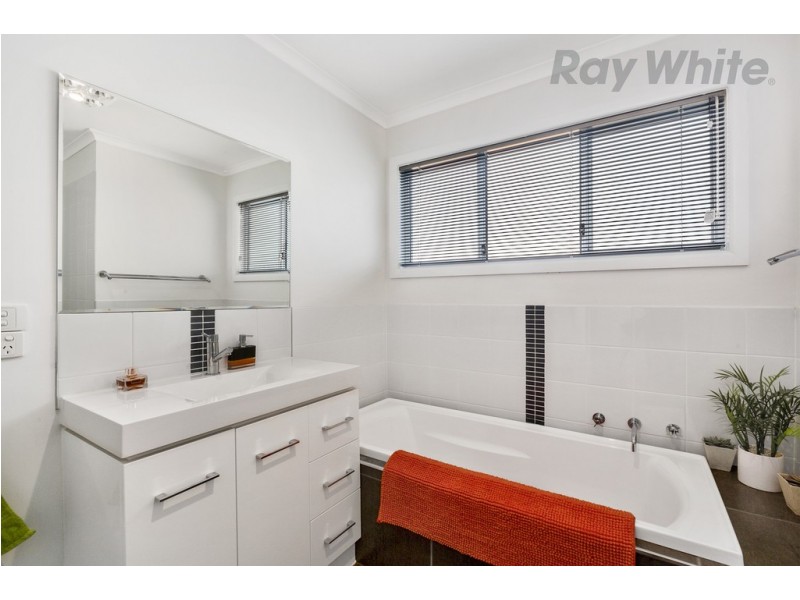 42 Adelphi Road, Claremont TAS 7011