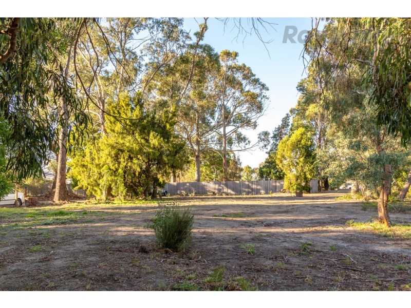 74A Burwood Drive, Blackmans Bay TAS 7052