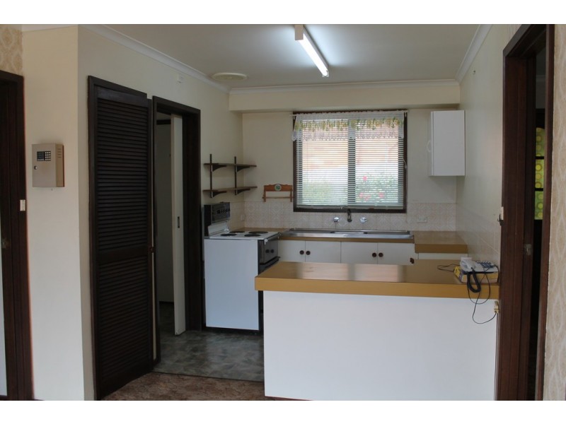 2 Lucinda Parade, Lutana TAS 7009