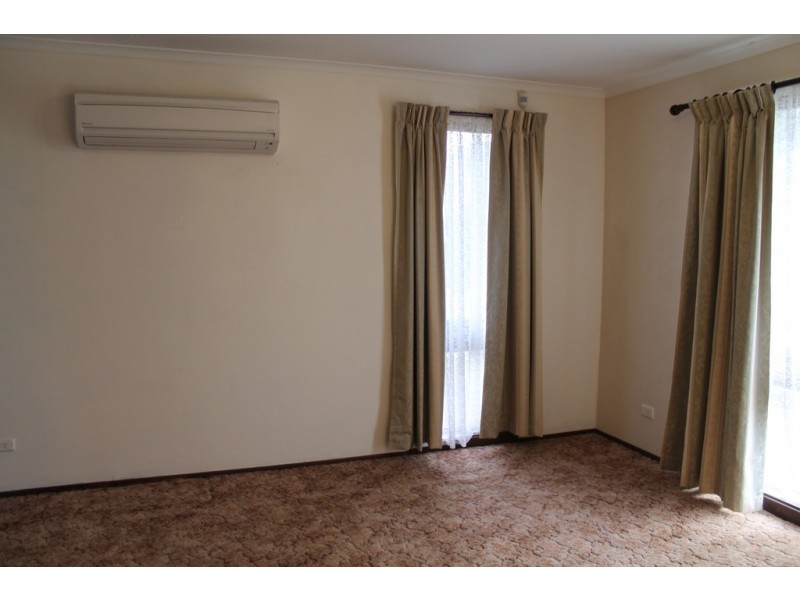 2 Lucinda Parade, Lutana TAS 7009