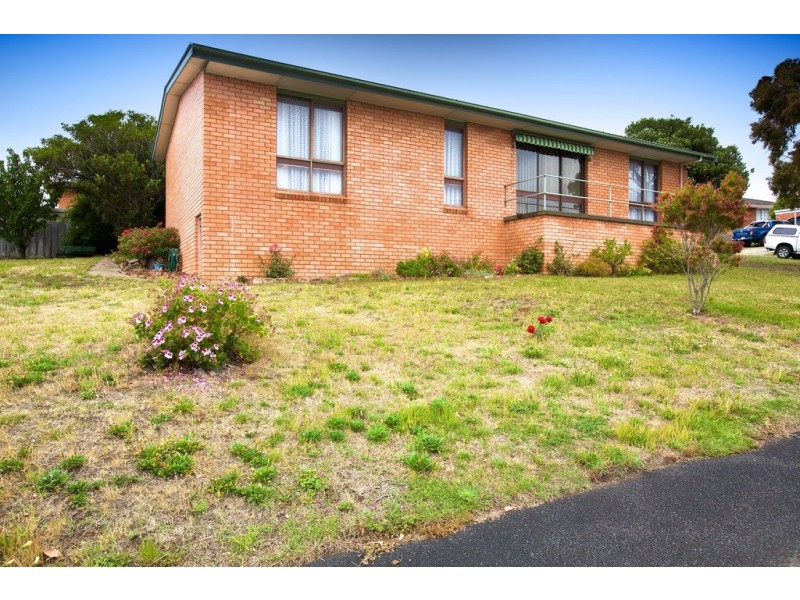 2 Lucinda Parade, Lutana TAS 7009