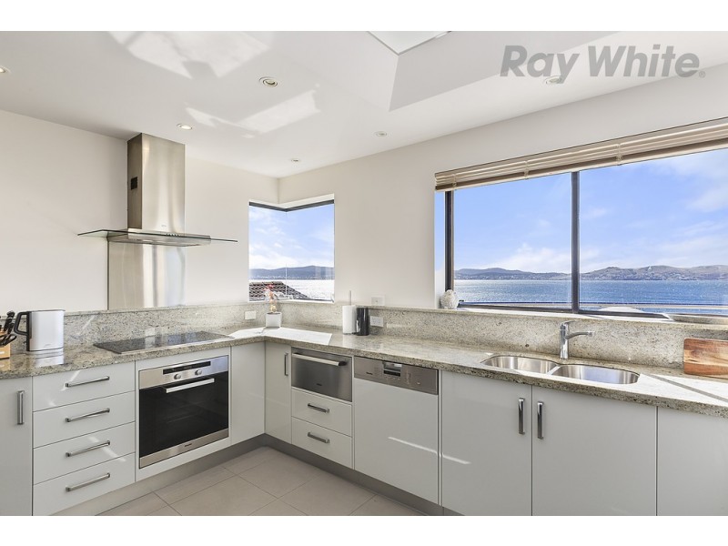 2/806 Sandy Bay Road, Sandy Bay TAS 7005