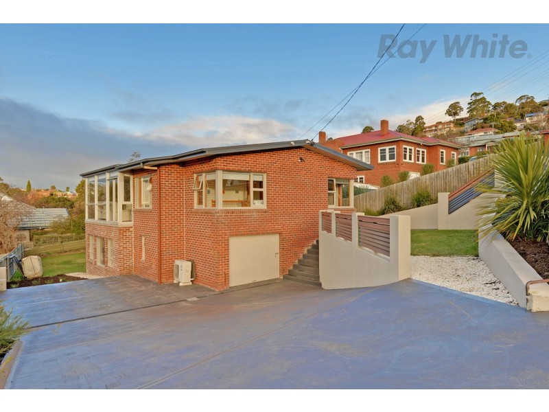 14 Waverley Avenue, Mount Stuart TAS 7000