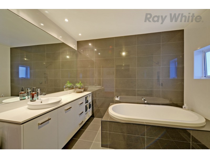 14 Waverley Avenue, Mount Stuart TAS 7000