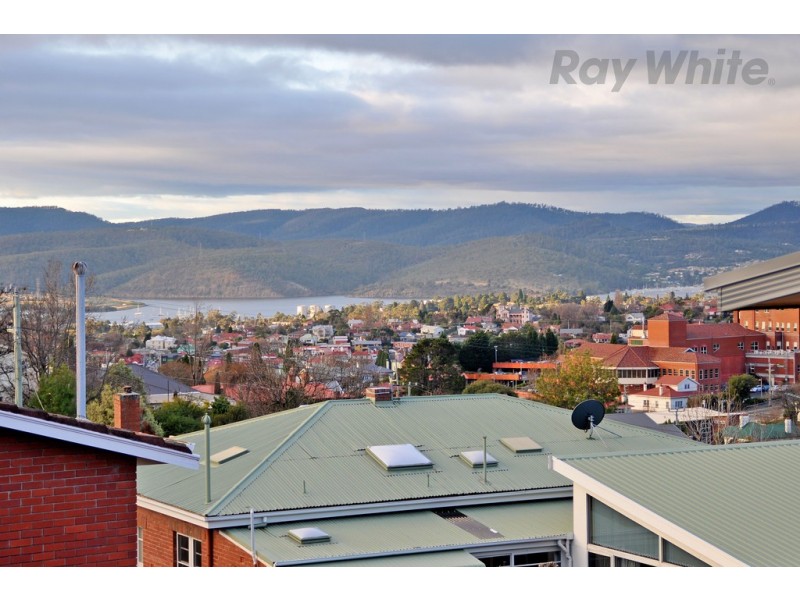 14 Waverley Avenue, Mount Stuart TAS 7000