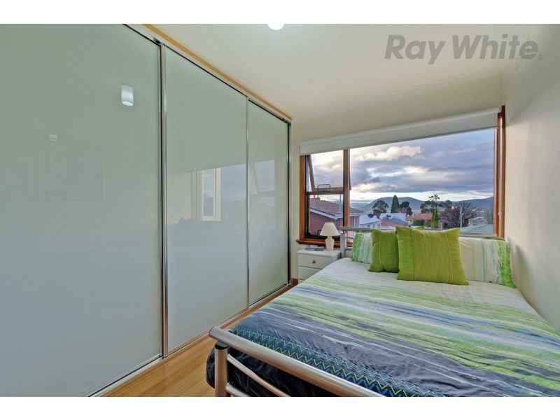 14 Waverley Avenue, Mount Stuart TAS 7000