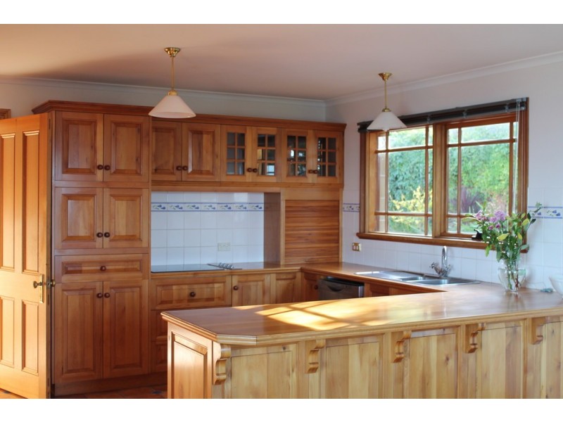 7 Pauldon Drive, Sandy Bay TAS 7005