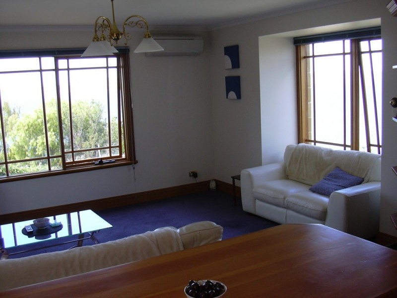 7 Pauldon Drive, Sandy Bay TAS 7005