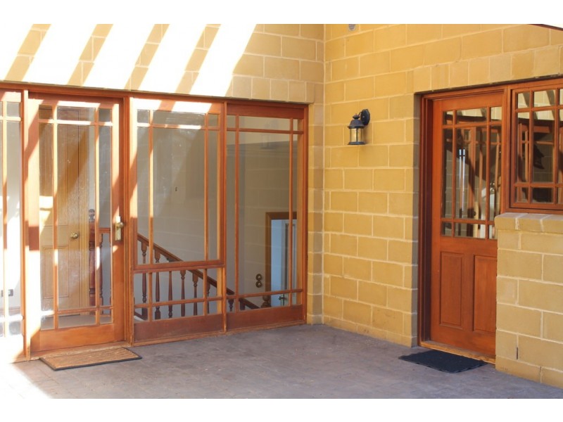 7 Pauldon Drive, Sandy Bay TAS 7005