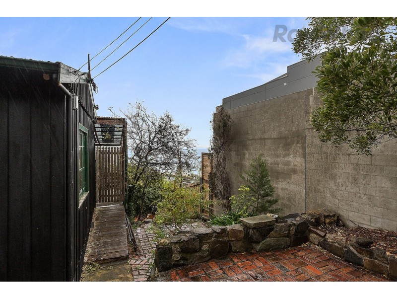 50 Roslyn Avenue, Kingston Beach TAS 7050