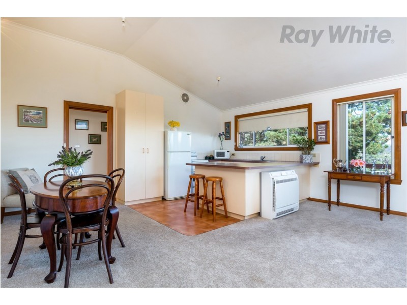 8 Meethenar Street, Carlton TAS 7173