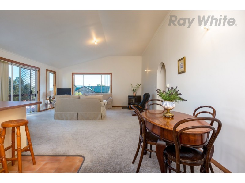 8 Meethenar Street, Carlton TAS 7173