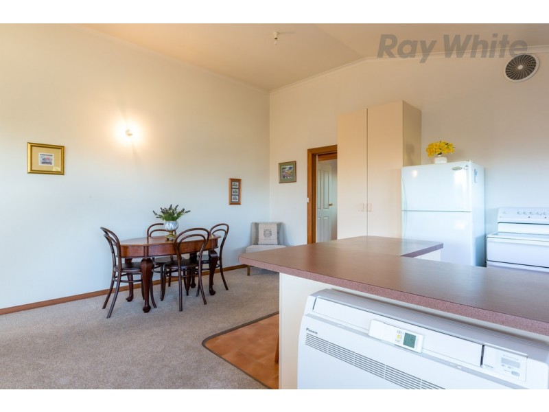8 Meethenar Street, Carlton TAS 7173
