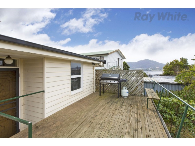 11 Maroni Road, Berriedale TAS 7011