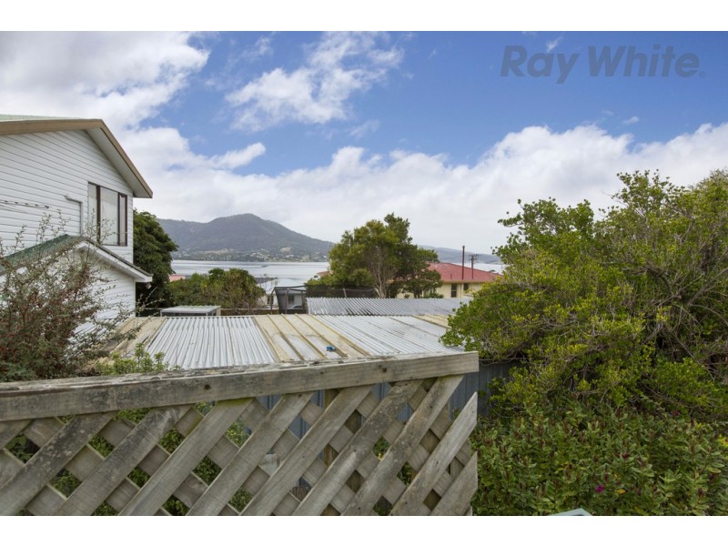 11 Maroni Road, Berriedale TAS 7011