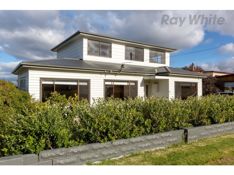 5 Dossiter Street, Bellerive TAS 7018