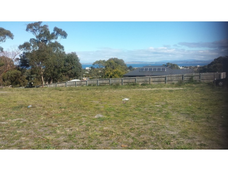 25 Luke Avenue, Carlton TAS 7173