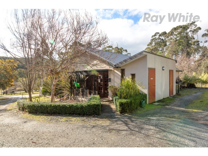 42 Manuka Road, Oyster Cove TAS 7150