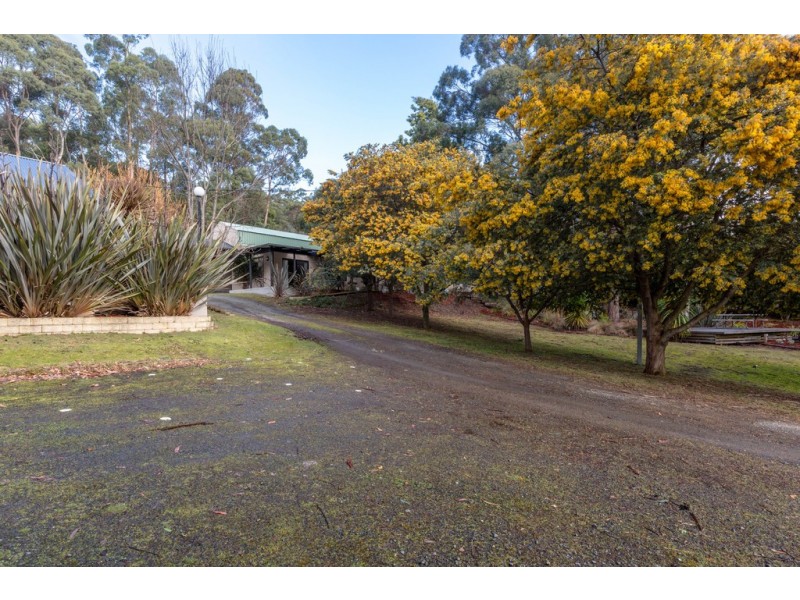 42 Manuka Road, Oyster Cove TAS 7150