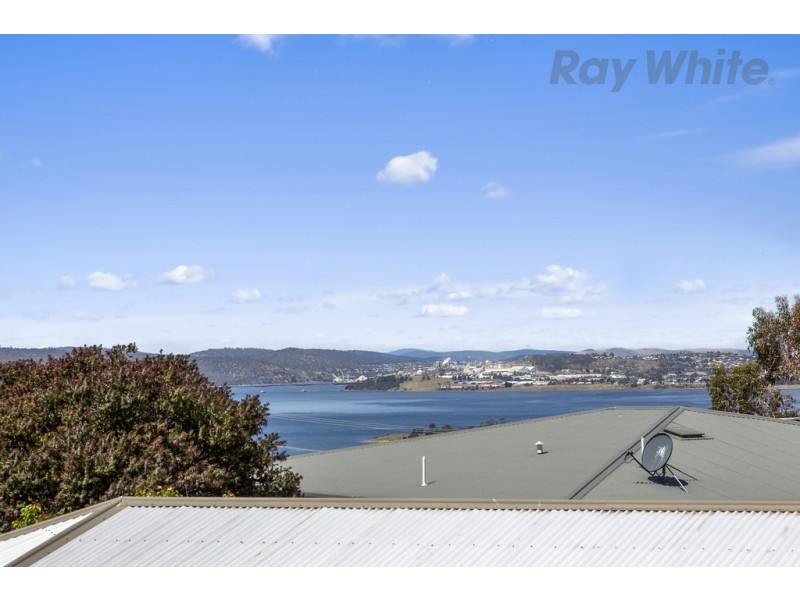 8 Kristen Court, Claremont TAS 7011