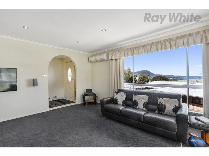 8 Kristen Court, Claremont TAS 7011