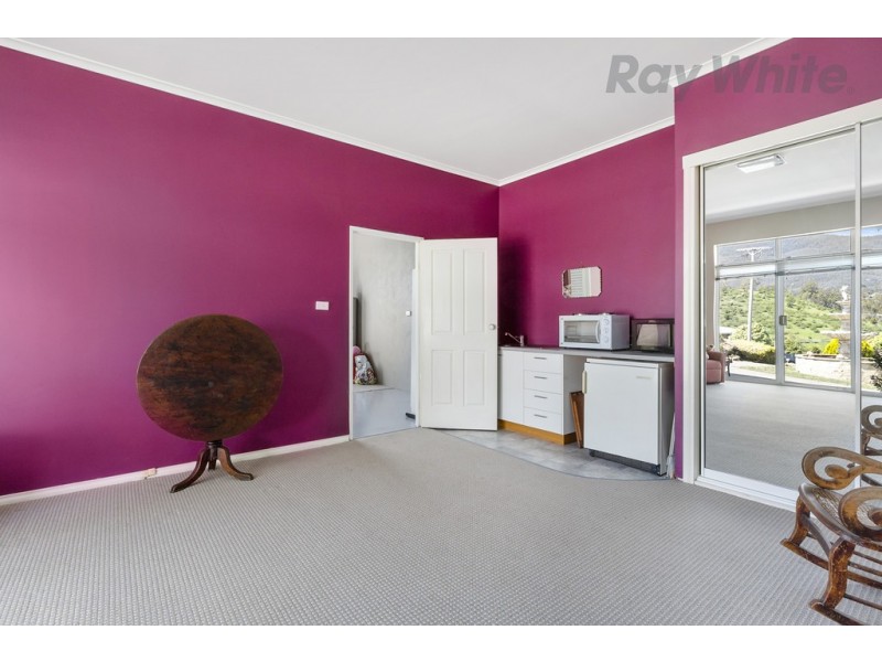 8 Kristen Court, Claremont TAS 7011