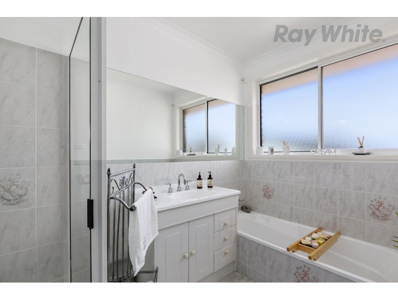 8 Kristen Court, Claremont TAS 7011