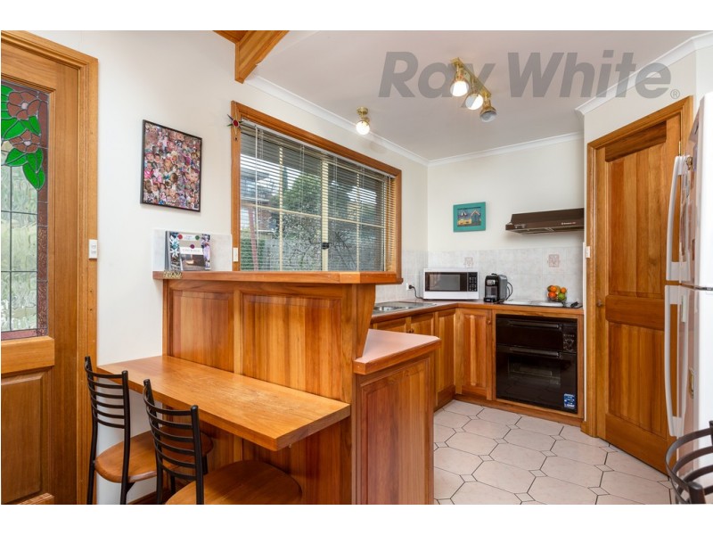 3/84 Malunna Road, Lindisfarne TAS 7015