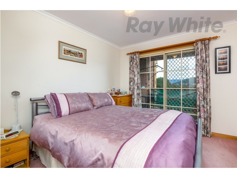 3/84 Malunna Road, Lindisfarne TAS 7015