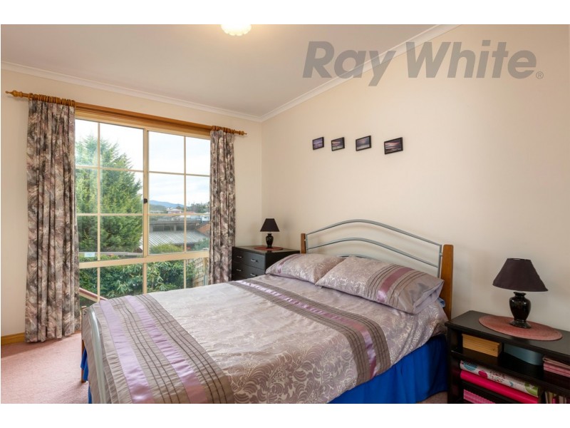 3/84 Malunna Road, Lindisfarne TAS 7015