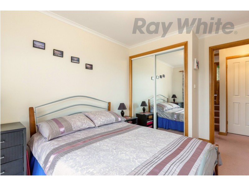 3/84 Malunna Road, Lindisfarne TAS 7015