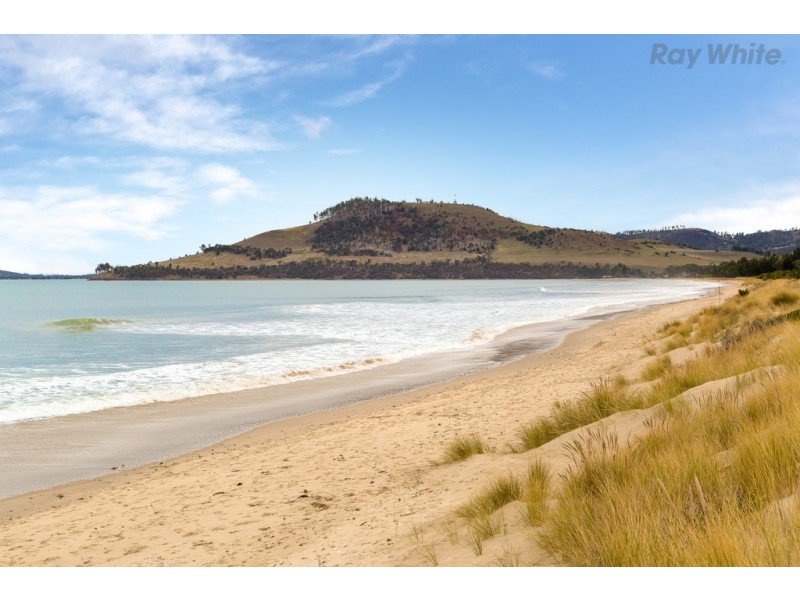 Seven Mile Beach TAS 7170