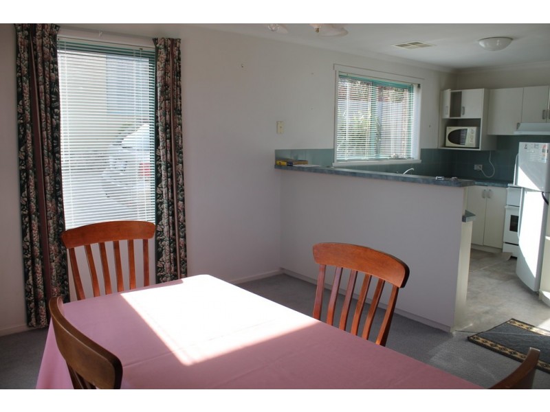 4/90 Clarence Street, Bellerive TAS 7018