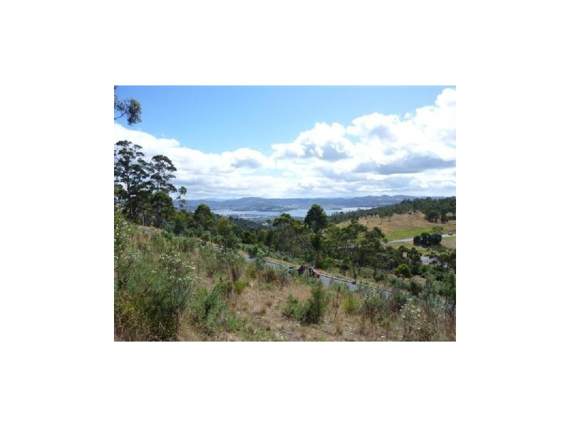 11 Hakea Drive, Tolmans Hill TAS 7007
